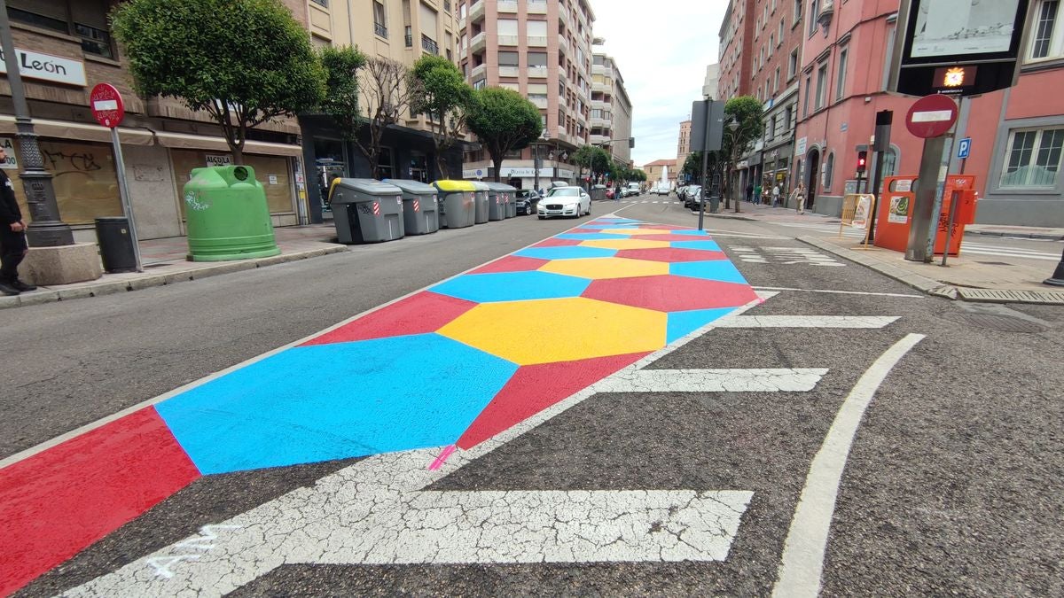 Nuevo cebreado en Gran Vía de San Marcos