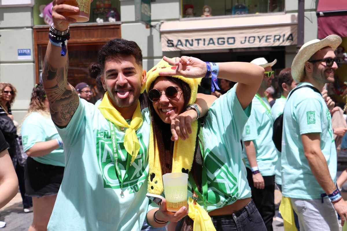 Las mejores imágenes del desfile de peñas en León