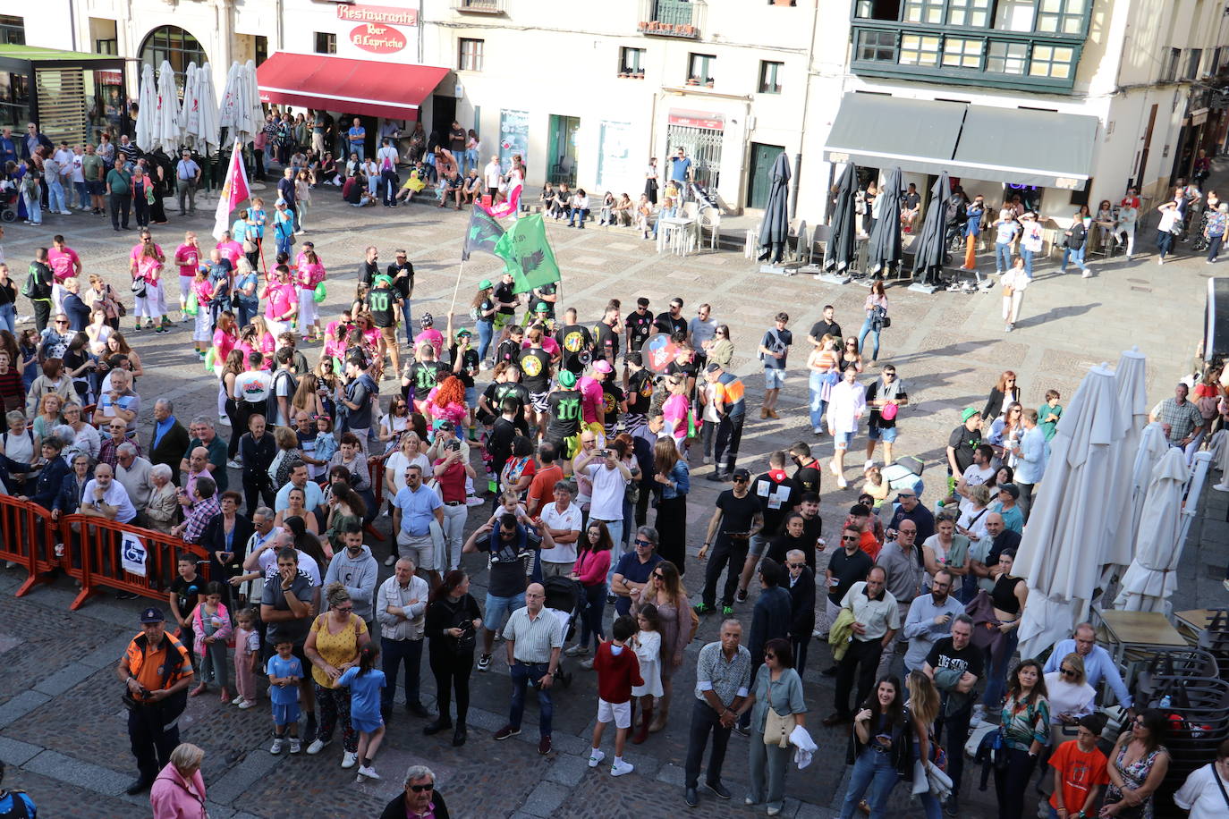 La Cultural de Baloncesto da el pregón de las fiestas de León
