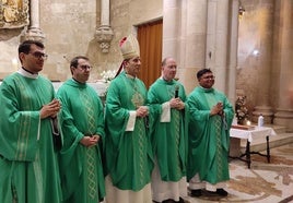 El obispo de Astorga, en la Sagrada Familia.