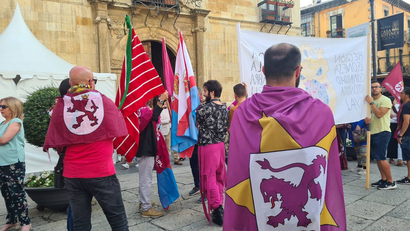 La Diputación debate la moción por la autonomía de León