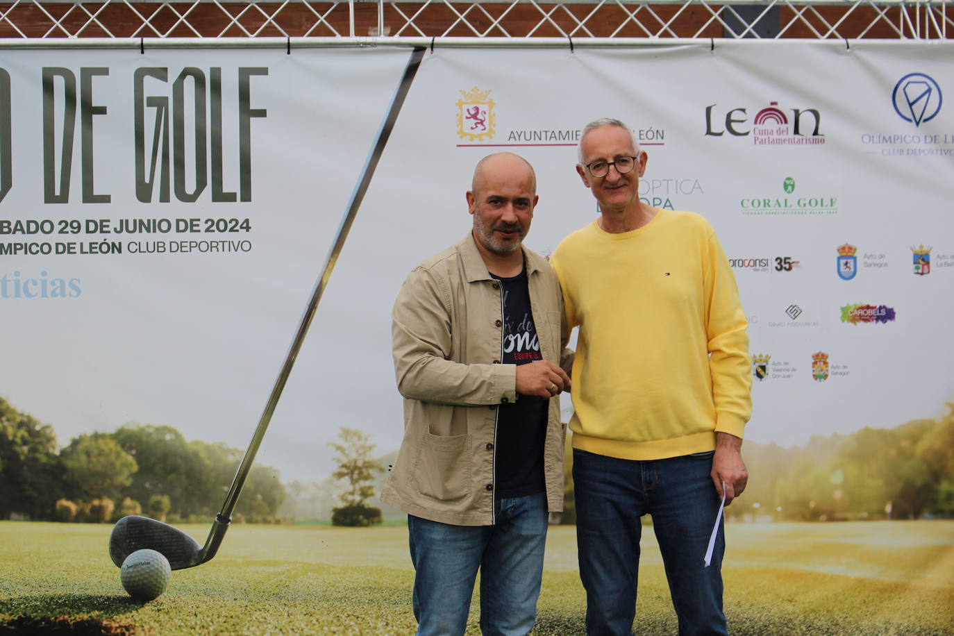 Ganadores y sorteo de regalos del IV Torneo de Golf