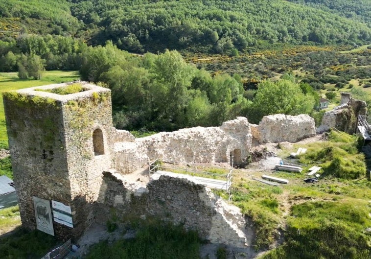 Castillo de Benal en Riello