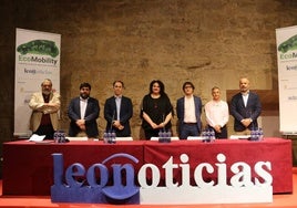 Participantes en el foro EcoMobility de Leonoticias