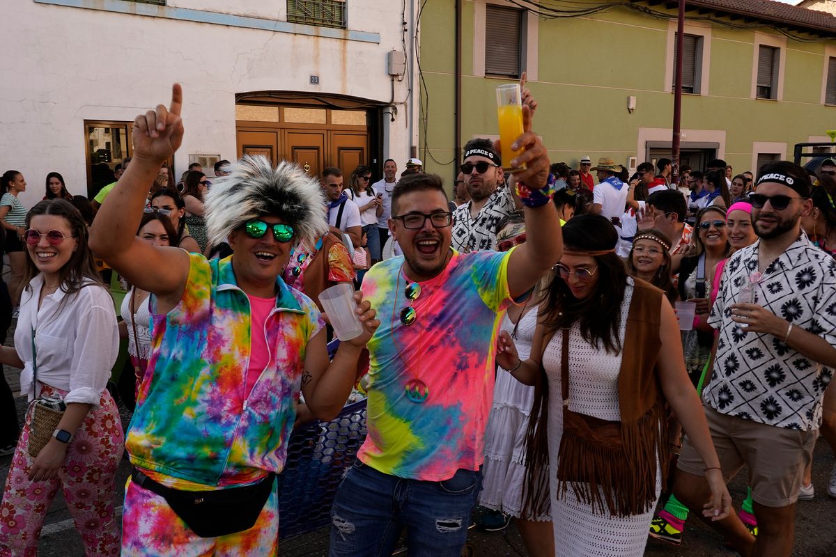 Desfile de carrozas en Santa Marina del Rey