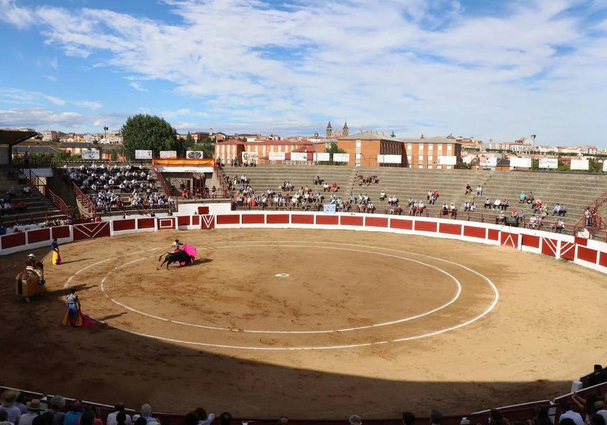 Plaza de toros de Astorga.