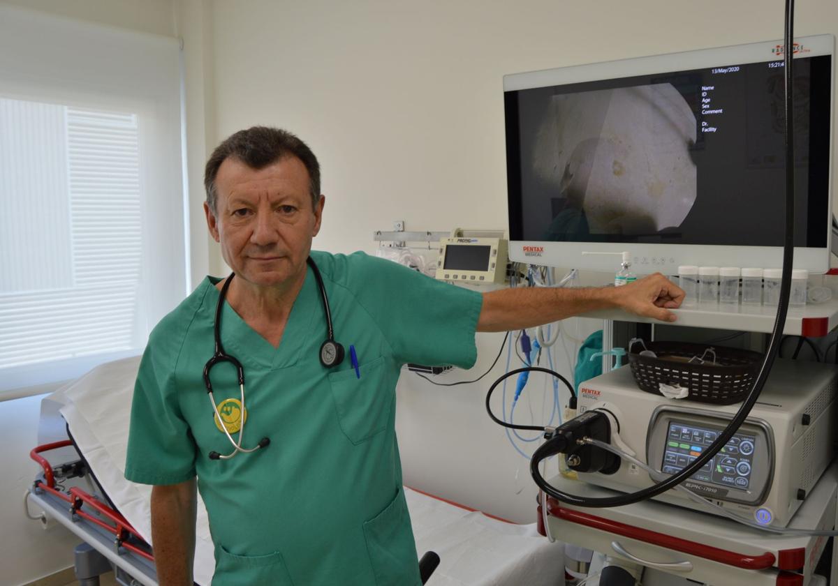 Doctor Jorquera: «El mayor problema es que hay pacientes que no saben que tienen hepatitis C»
