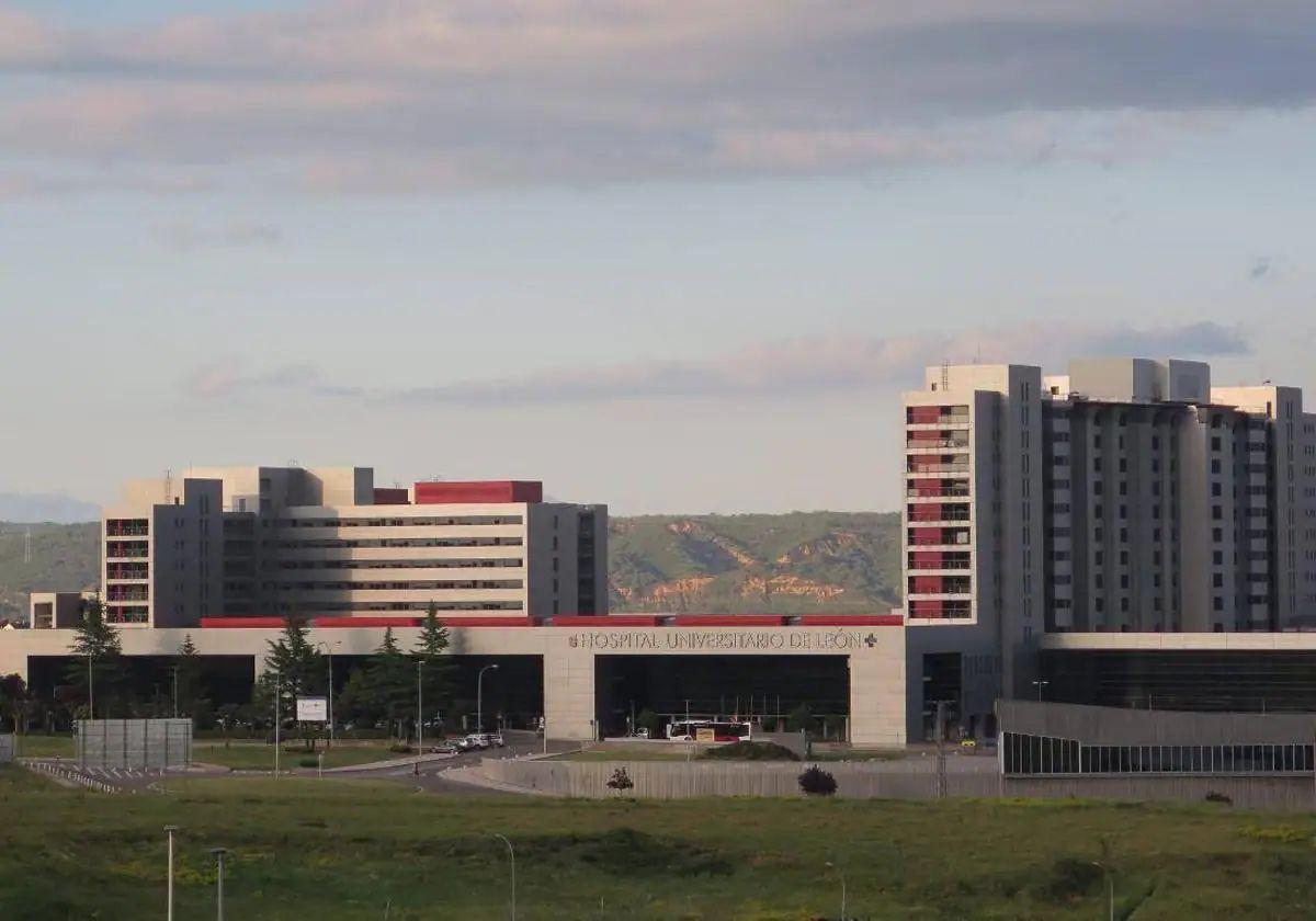 Contratado el servicio de limpieza del Hospital de León por 28,7 millones