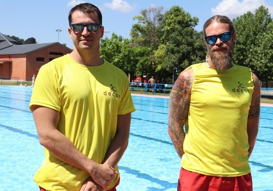 Los socorristas de la piscina municipal de San Andrés del Rabanedo.