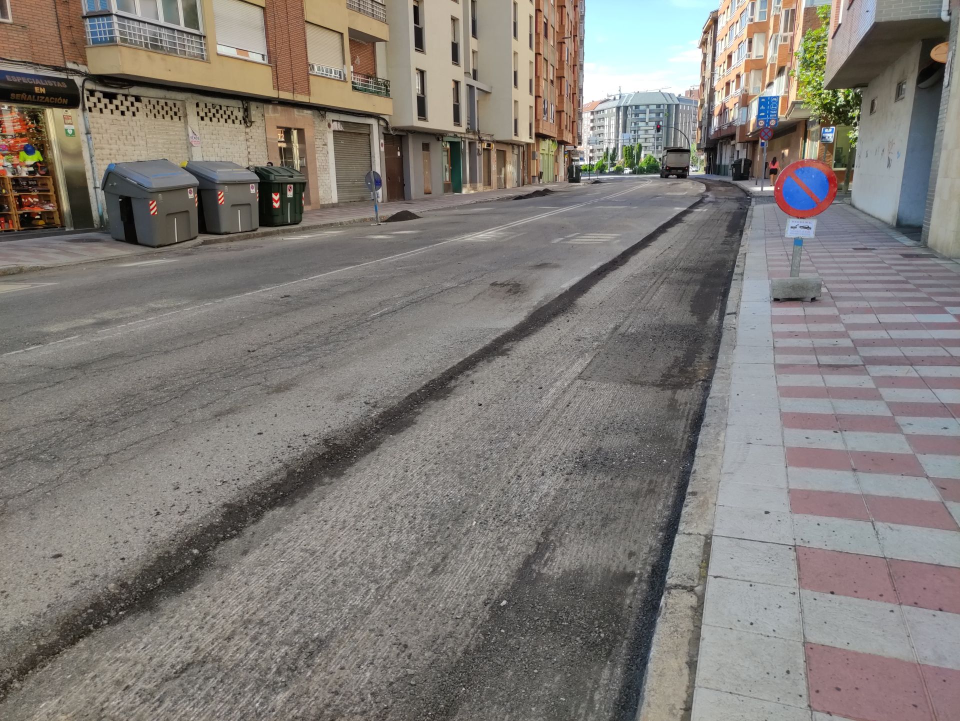 Comienza el asfaltado de la avenida Miguel Castaño