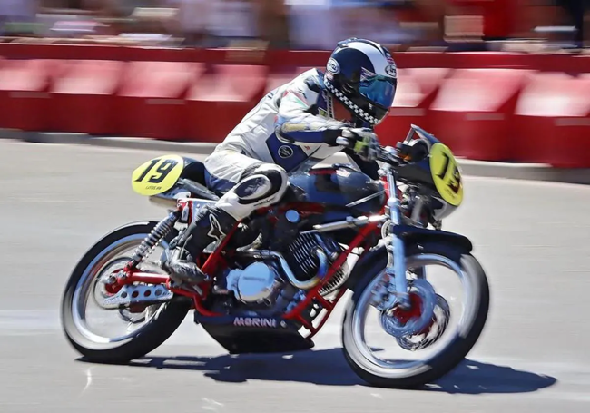 Imagen de archivo de una moto en el Gran Premio de Velocidad de La Bañeza