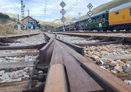 Viaje en el tren histórico de la rampa de Pajares entre León y Asturias, desde Busdongo.