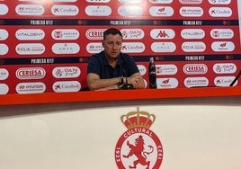 Raúl Llona en su rueda de prensa.