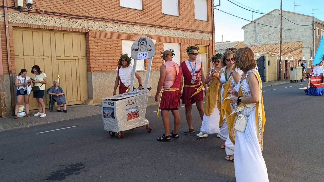 Carnaval de verano en Laguna de Negrillos