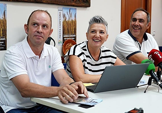 La secretaria general de la alianza Unión de Ganaderos y Agricultores de León-Unión de Pequeños Agricultores (Ugal-UPA), Sonia Castro, presenta la celebración de la XXXIX Feria Campesina.