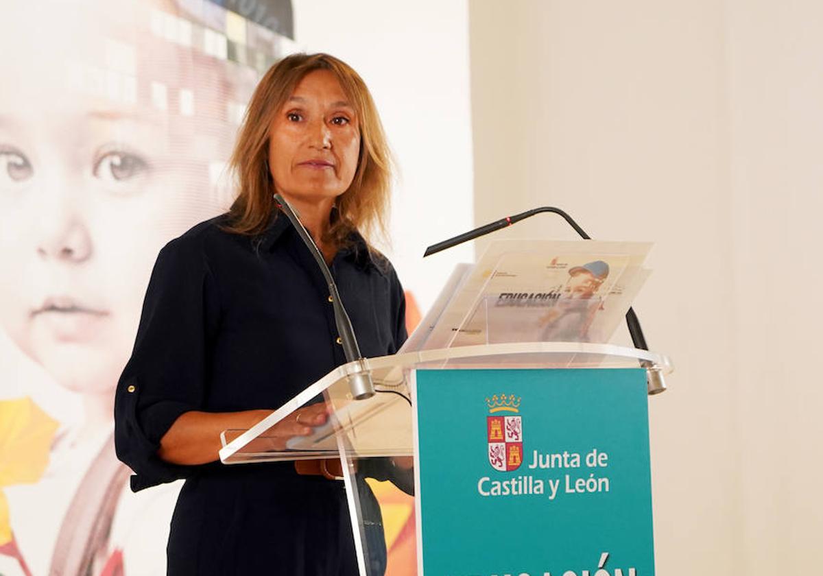 La consejera de Educación, Rocío Lucas, presentó el nuevo curso escolar.