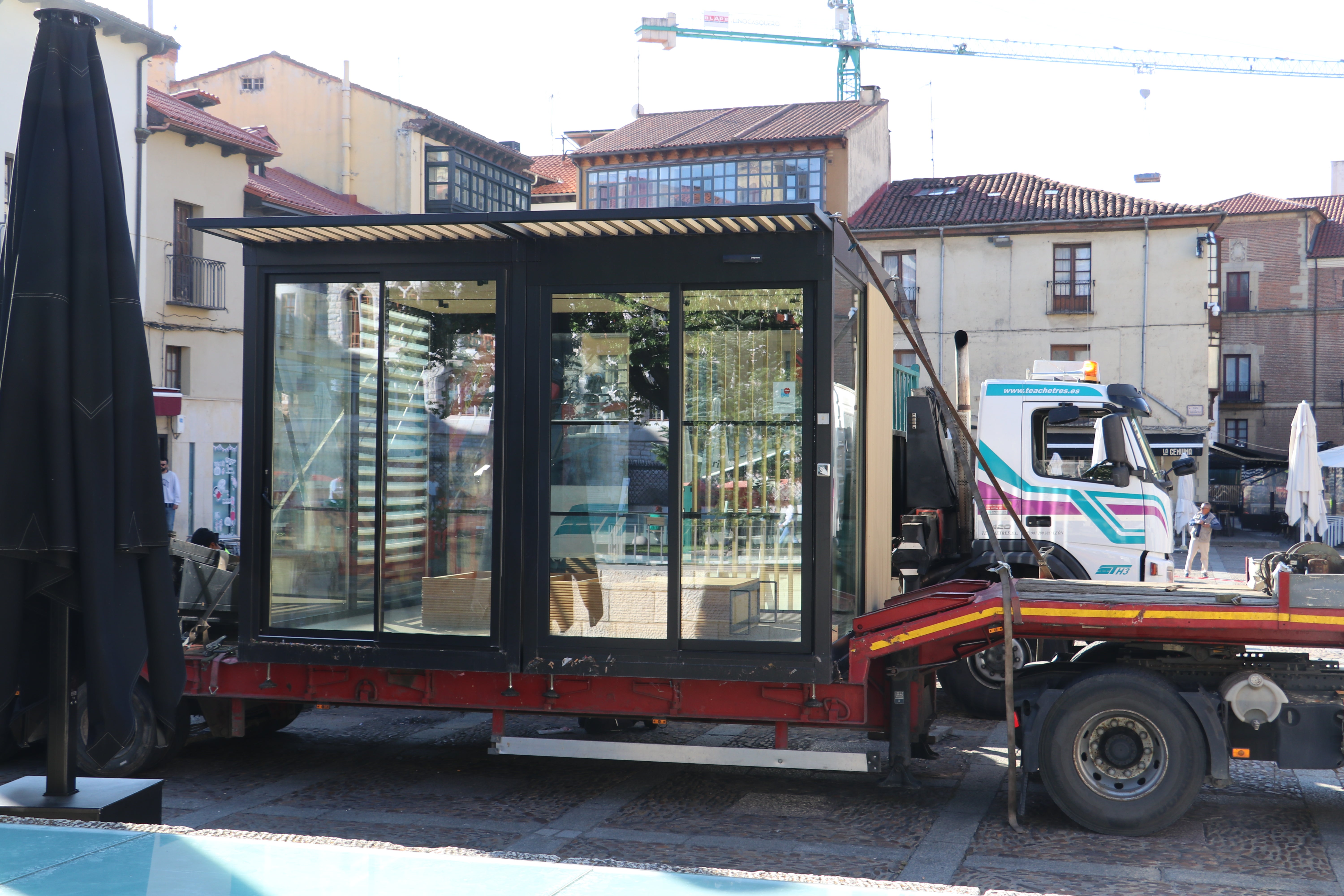 Retirada de los veladores de la plaza San Marcelo