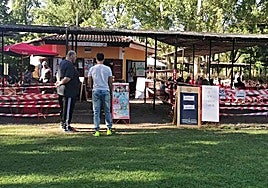 Imagen de los quiosco-bar de la Candamia.