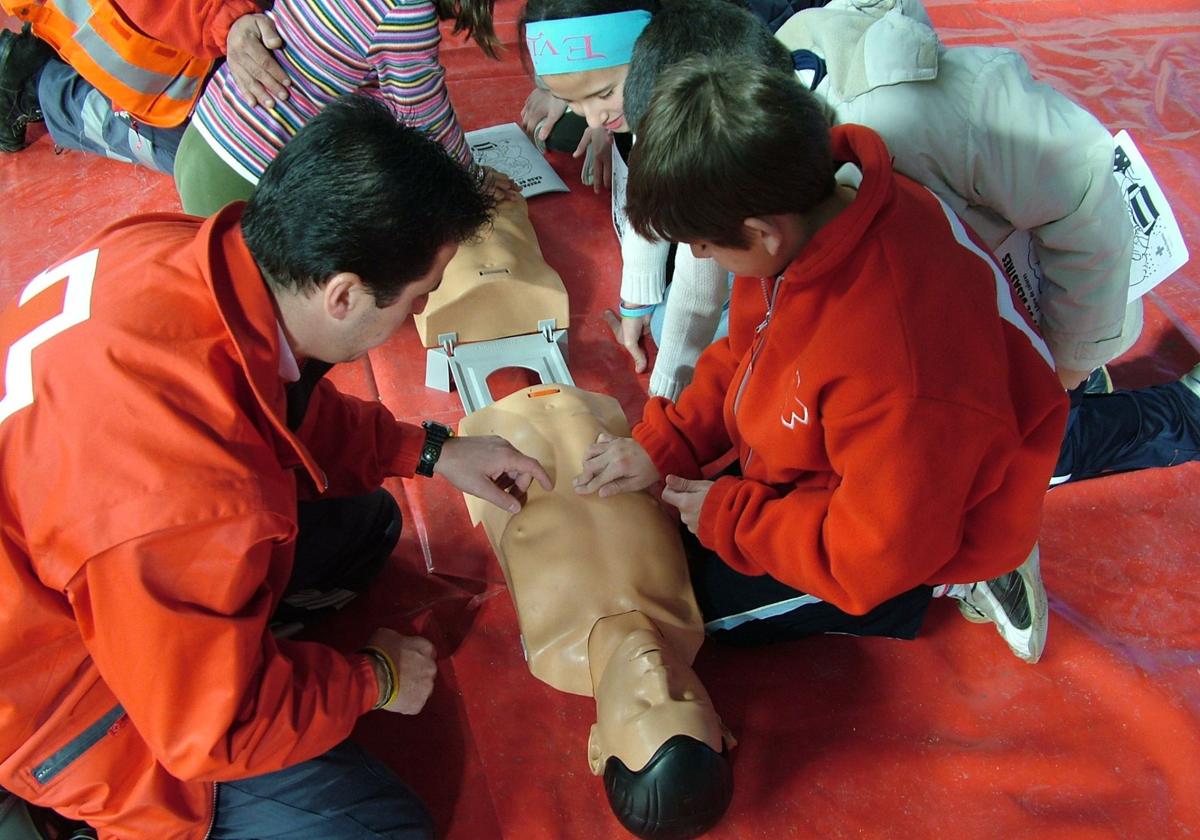 Taller de primeros auxilios.