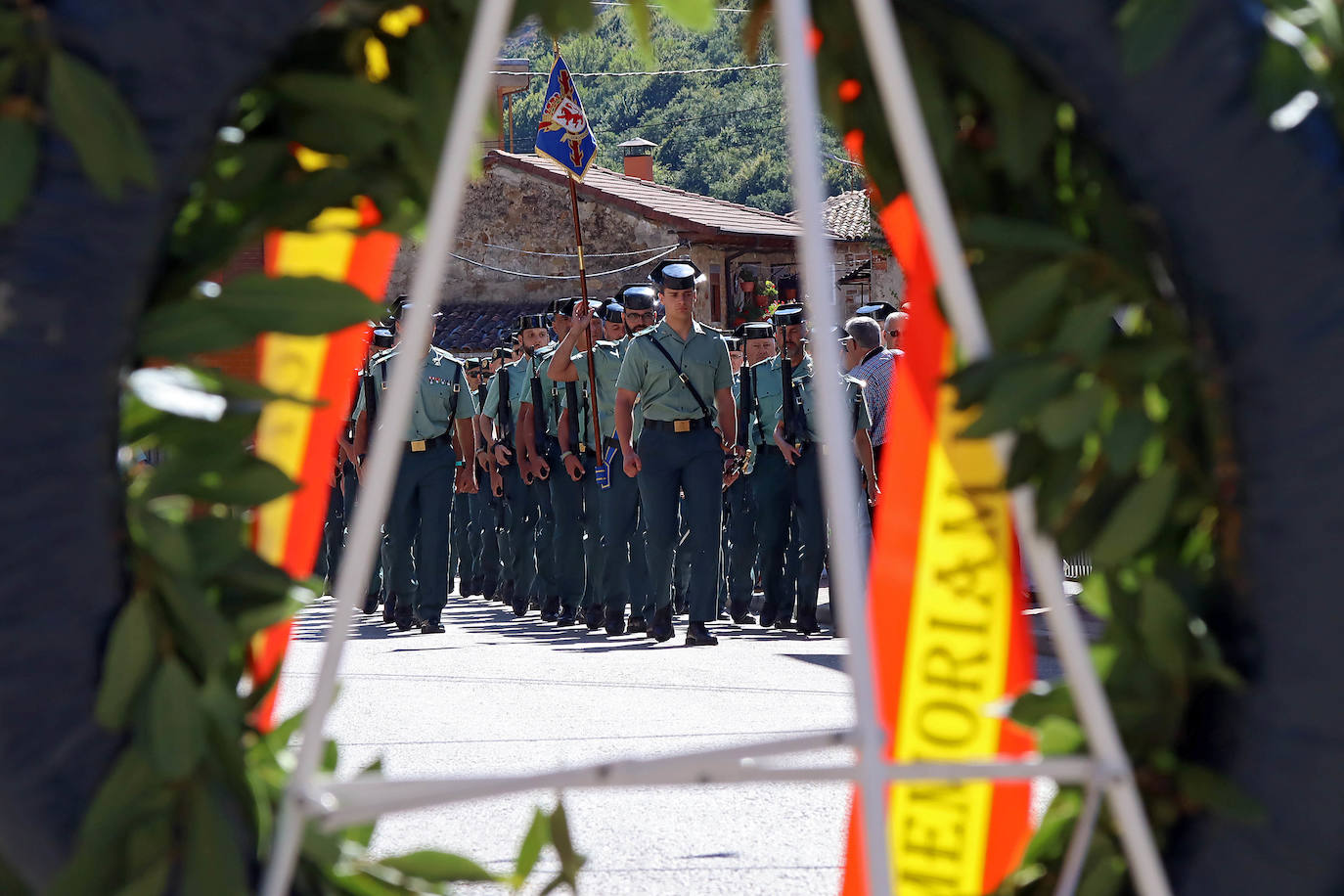 Sabero rinde homenaje por el X aniversario del accidente del helicóptero en La Polinosa