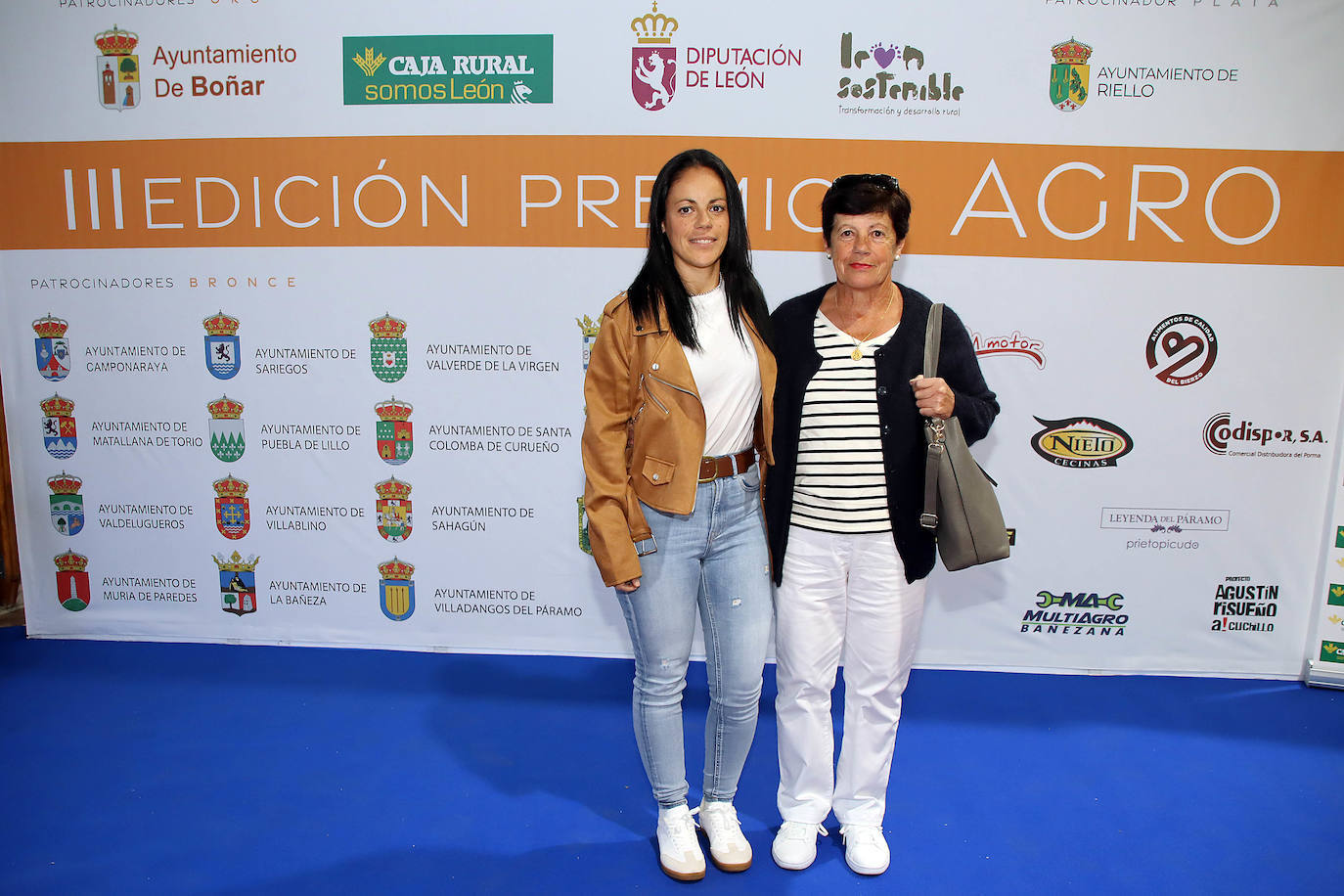 Invitados a los III premios Agro de Leonoticias