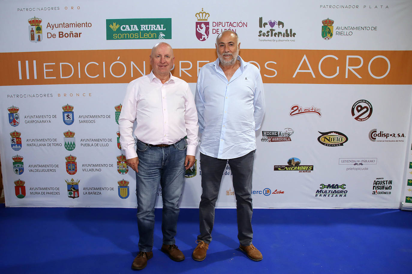 Invitados a los III premios Agro de Leonoticias