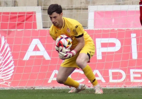 Amigo en un partido de la temporada pasada.