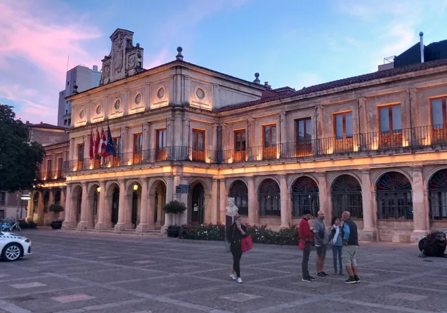 Casa de la Poridad y Antiguo Teatro Principal. 2024.