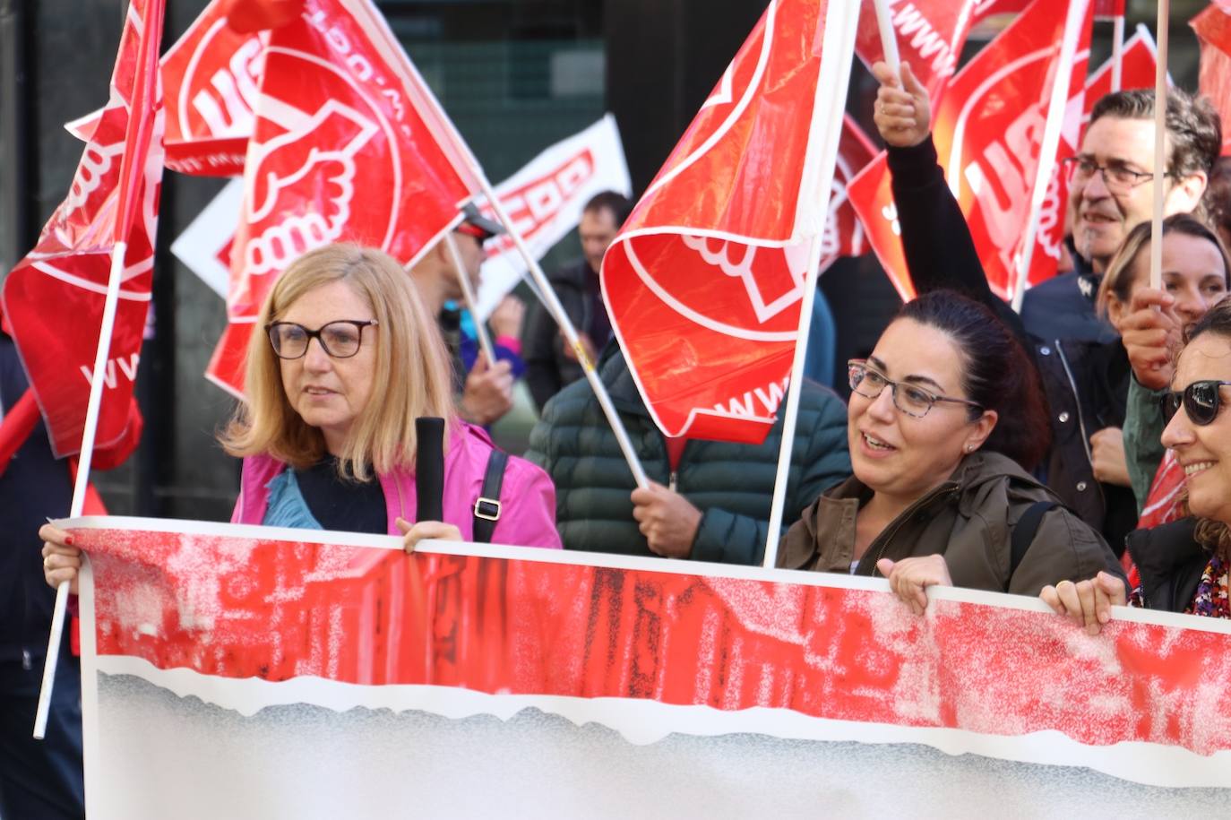 UGT y CCOO se manifiestan para reducir la jornada laboral