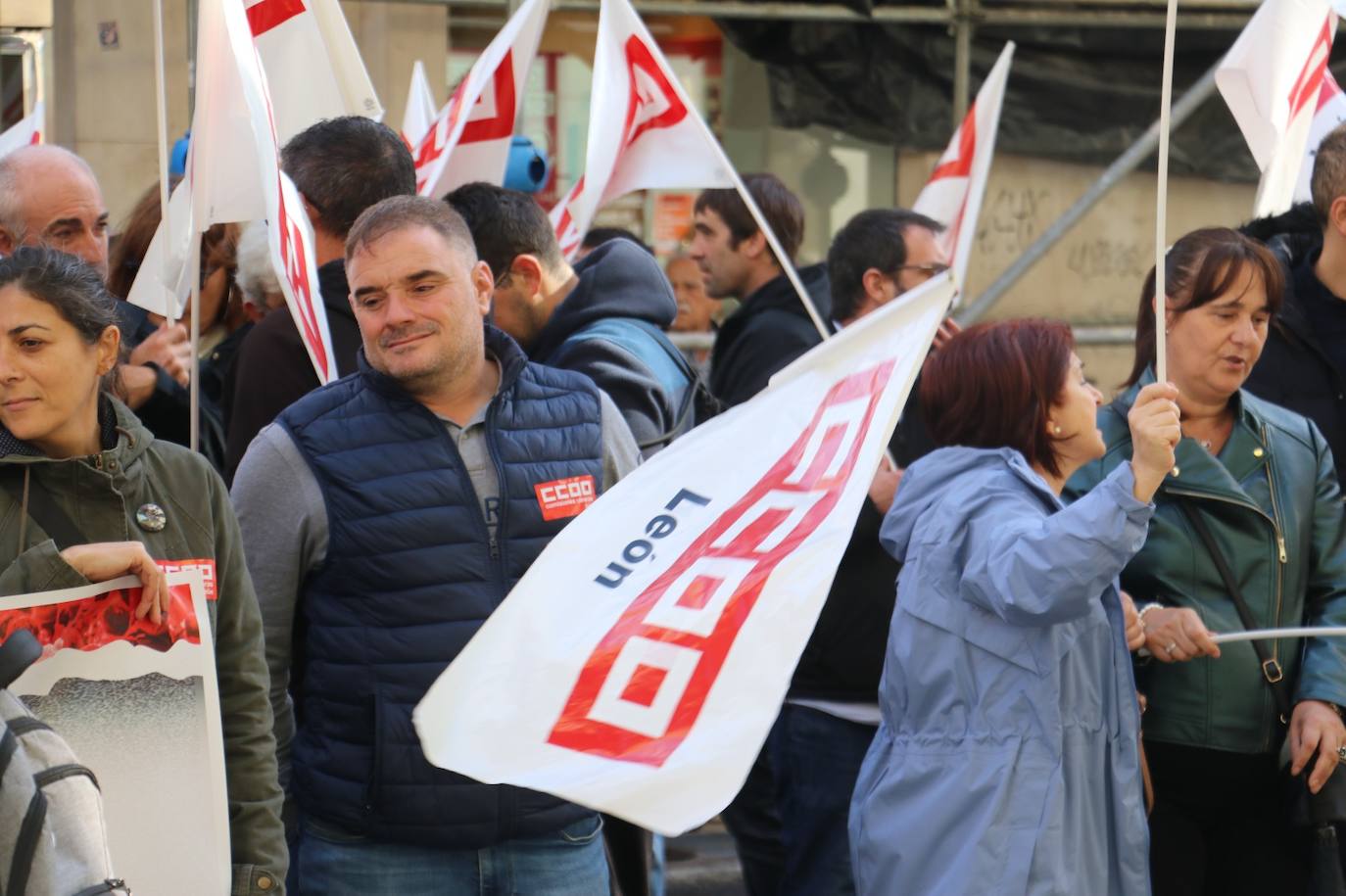 UGT y CCOO se manifiestan para reducir la jornada laboral