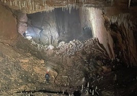 La 'sala de los lirones' en la cueva de Valporquero.