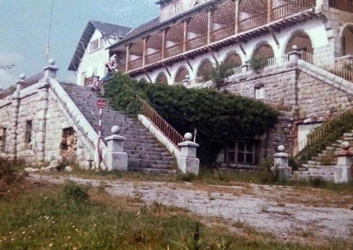 Imagen secundaria 1 - Riaño lucha por recuperar su parador 55 años después del cierre y la demolición