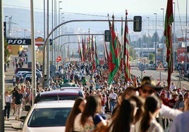 Desfile de pendones a la Virgen del Camino en San Froilán en 2023