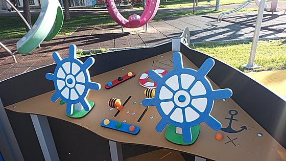 El vandalismo en Villaobispo suma más de 3.000 euros únicamente en su parque