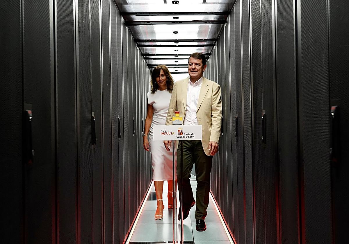 El presidente de la Junta de Castilla y León, Alfonso Fernández Mañueco, participa en el acto de presentación y puesta en marcha del supercomputador Caléndula.