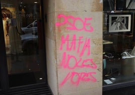 Pintadas que se realizaron en diferentes establecimientos.