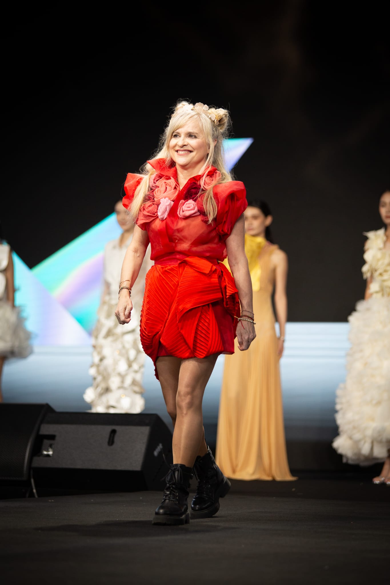 Maria Lafuente tras el desfile de La World Fashion Week y la World Fashion Exhibition China 2024.