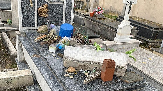Detienen al hombre que destrozó las tumbas de Canales