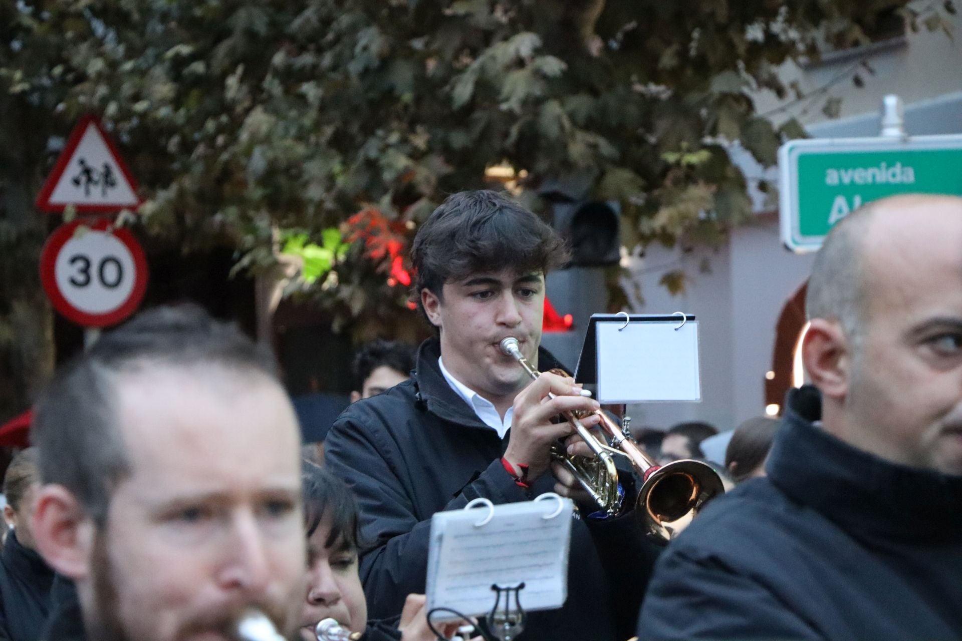 Las mejores imágenes de la Procesión Extraordinaria de San Juan Evangelista en León