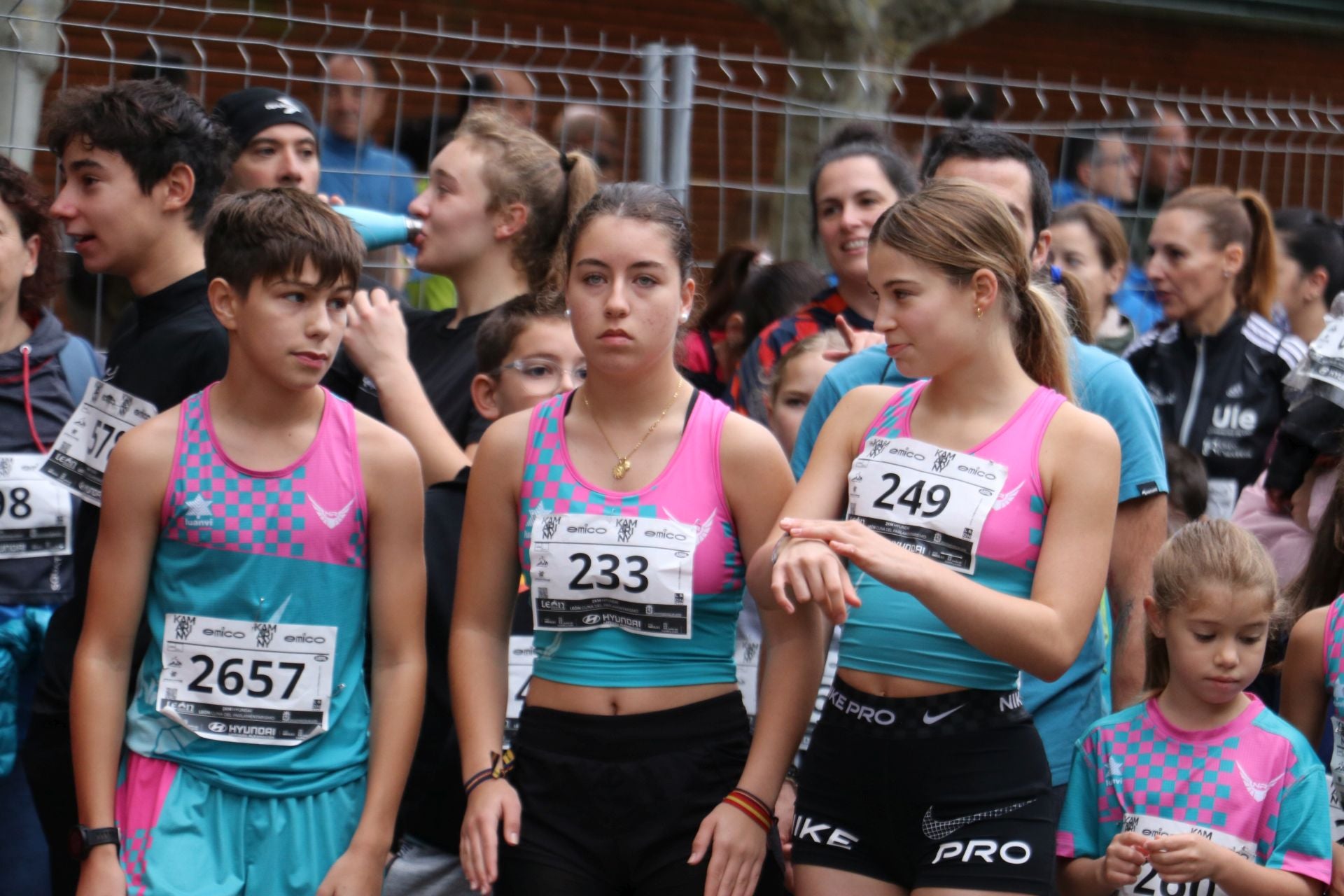 Las méjores imágenes de la carrera popular de los &#039;10 kilómetros Ciudad de León&#039;