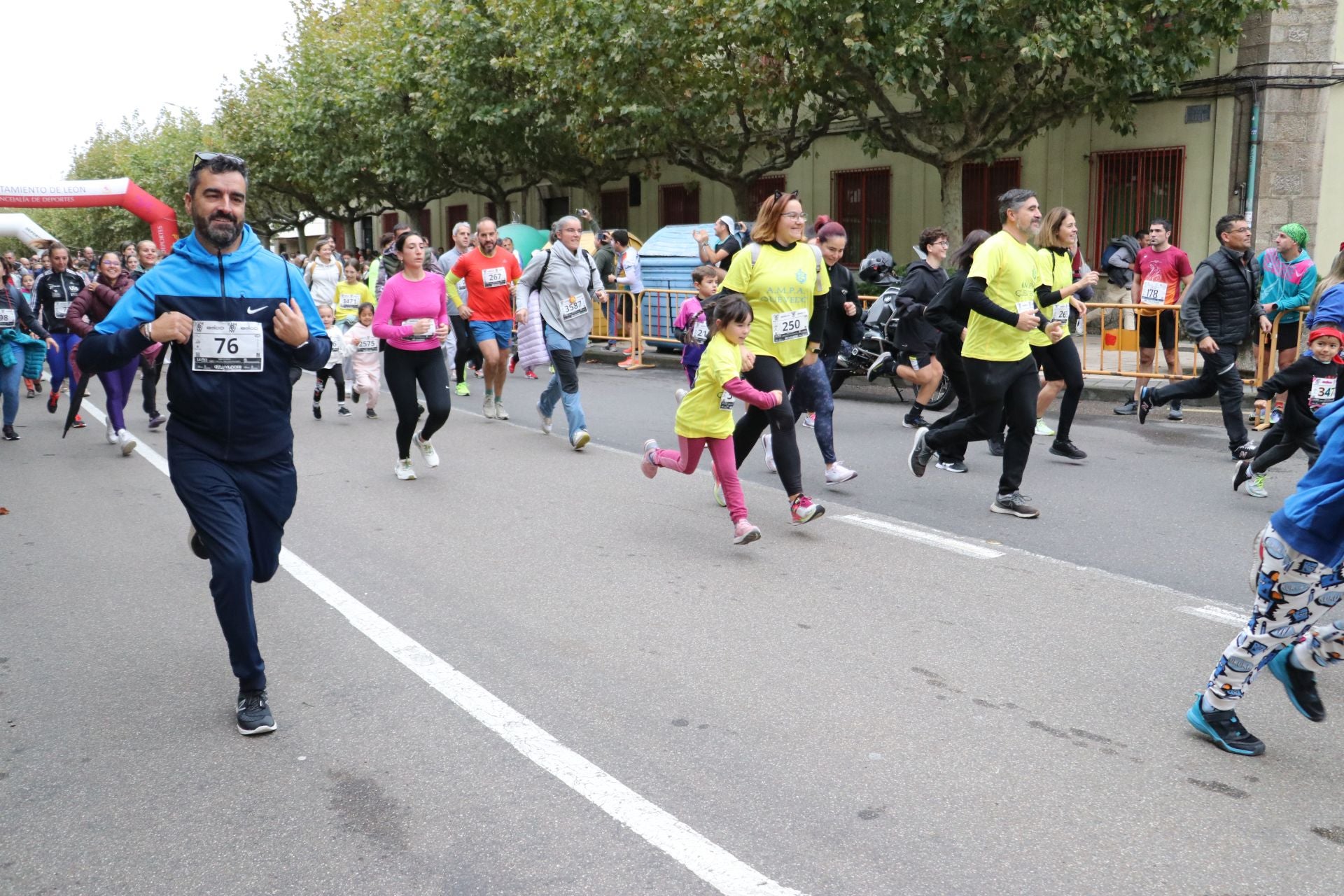 Las méjores imágenes de la carrera popular de los &#039;10 kilómetros Ciudad de León&#039;