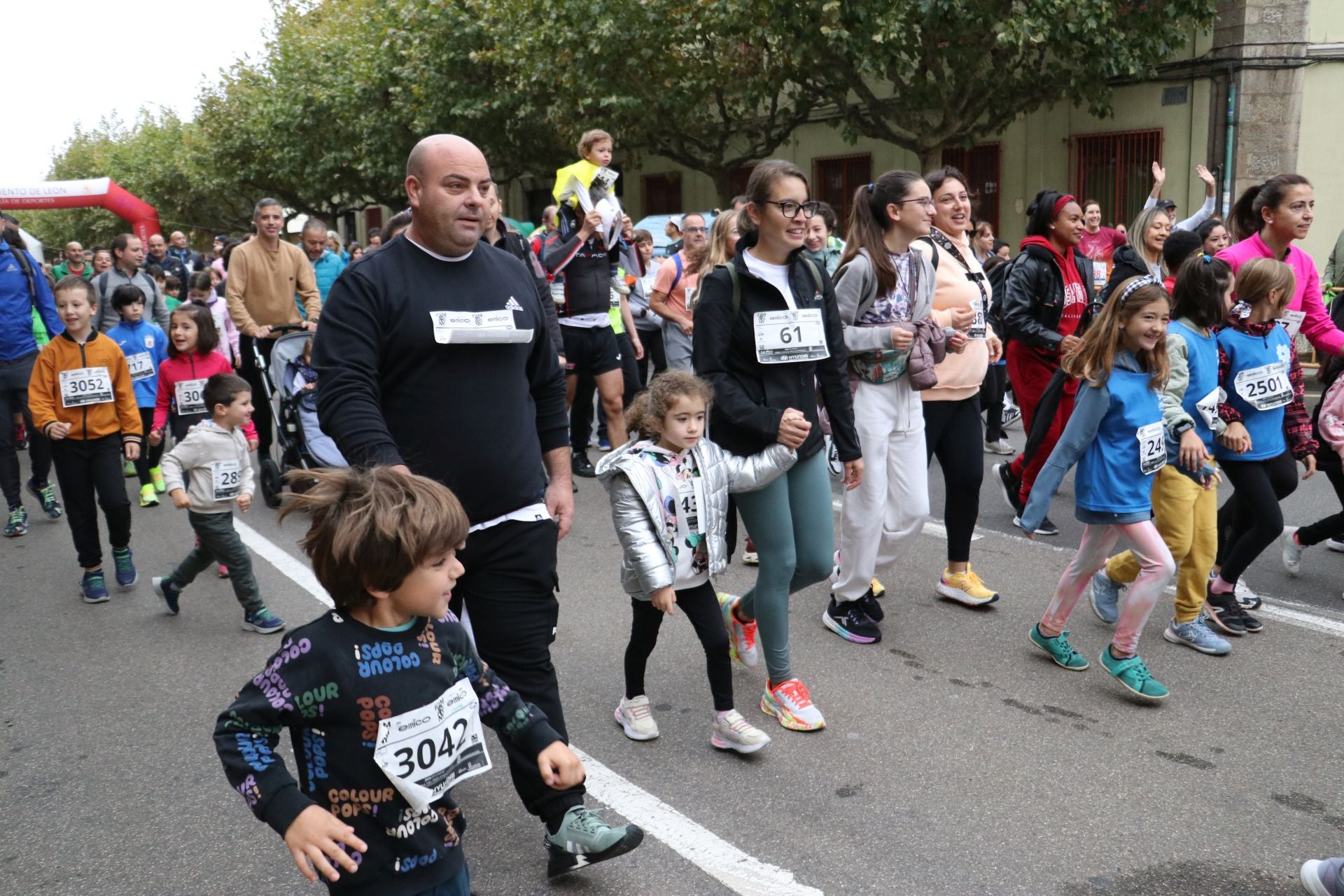 Las méjores imágenes de la carrera popular de los &#039;10 kilómetros Ciudad de León&#039;