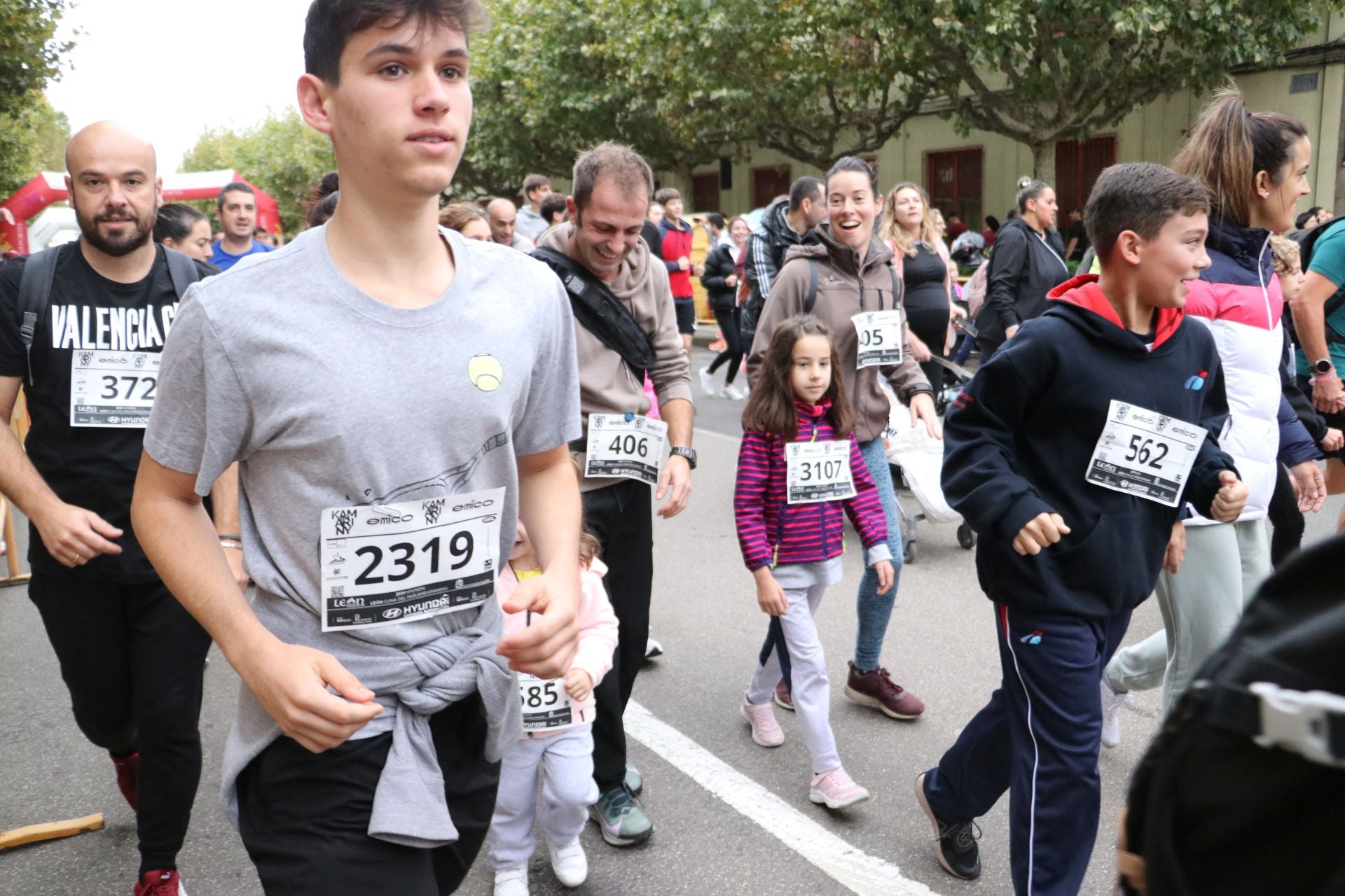 Las méjores imágenes de la carrera popular de los &#039;10 kilómetros Ciudad de León&#039;