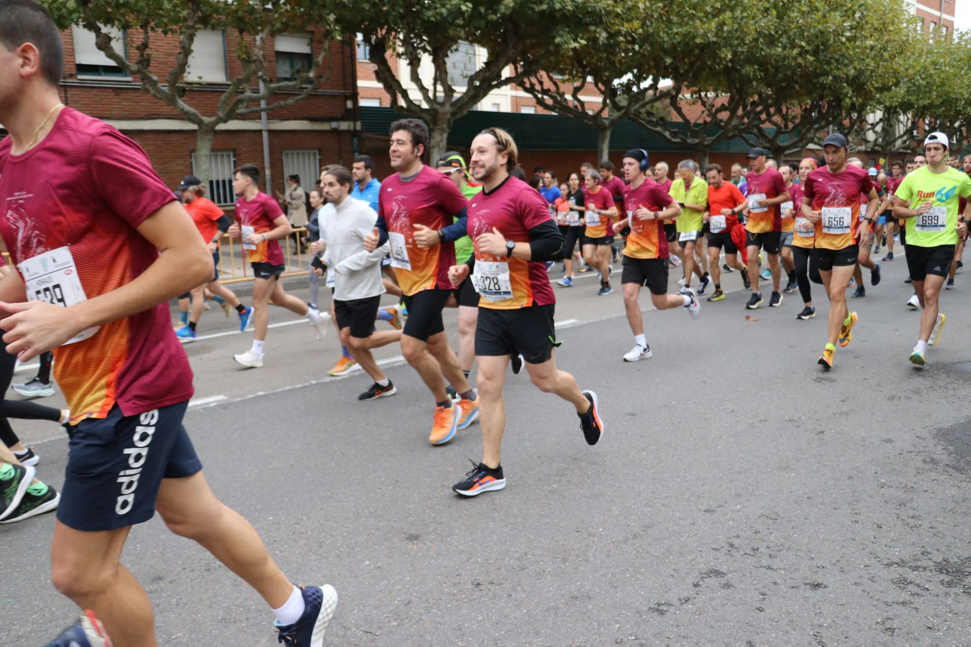 Salida de los &#039;10 kilómetros Ciudad de León&#039;