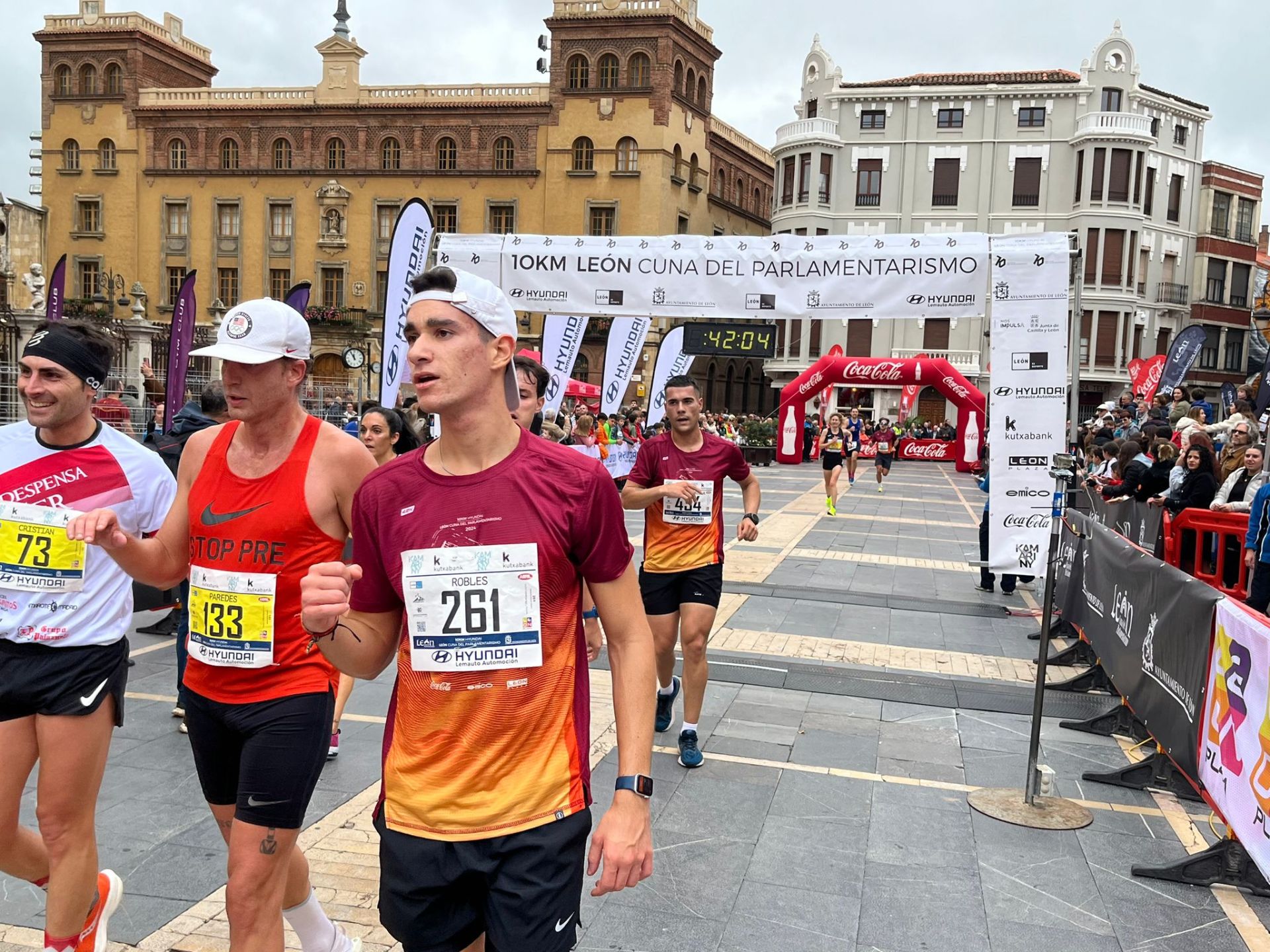 Las imágenes de la llegada a la meta de los 10 kilómetros Ciudad de León