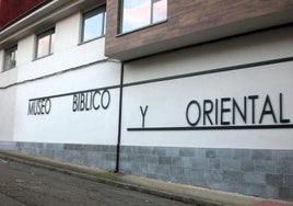 Sede del museo y biblioteca del Instituto Bíblico y Oriental de Cistierna.