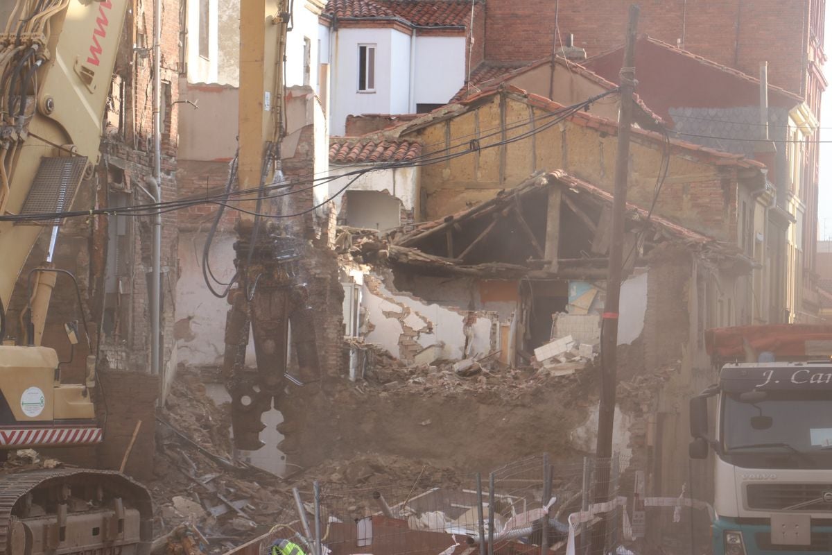 Comienza la demolición de las viviendas de la ronda interior