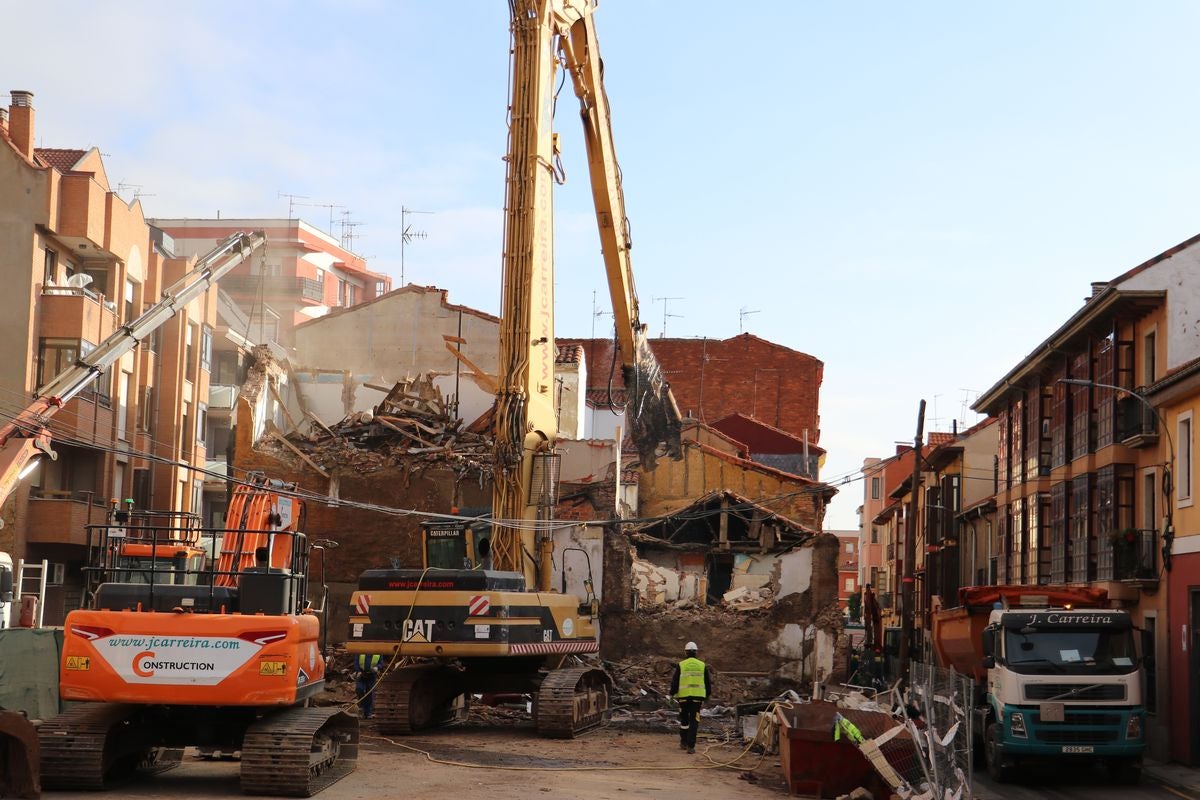 Comienza la demolición de las viviendas de la ronda interior