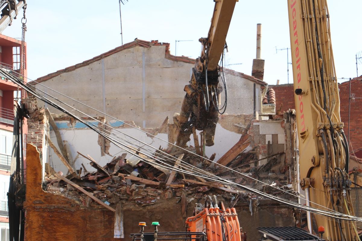 Comienza la demolición de las viviendas de la ronda interior