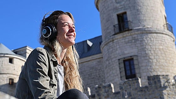 Emprender para cambiar su vida y la de otros a través de la música electrónica
